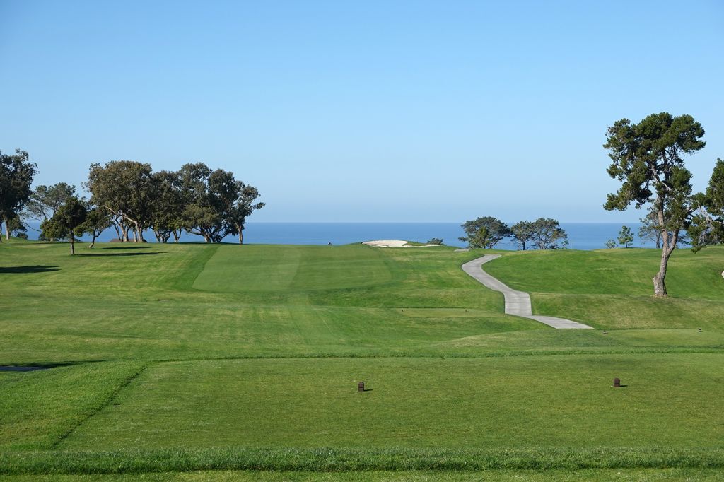 10th Hole at Torrey Pines Golf Course (North) (536 Yard Par 5)